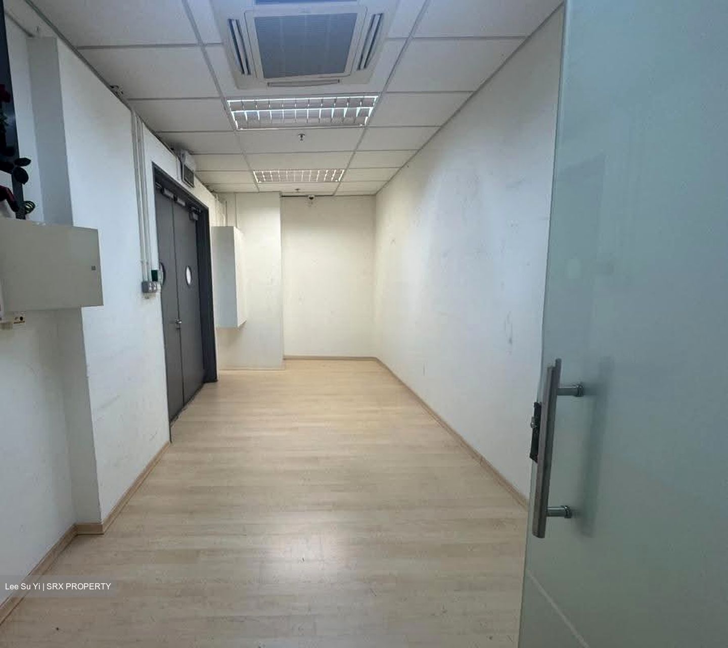 Ubi Techpark (D14), Factory #636293091